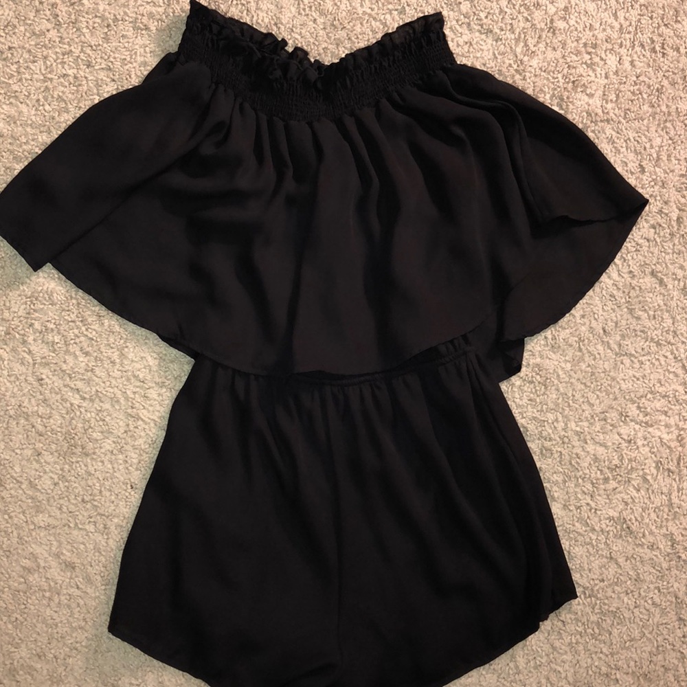 Off-the-Shoulder romper